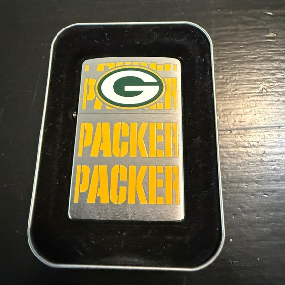 Packers Zippo Lighter - new in box Green Bay NFL - Picture 6 of 10